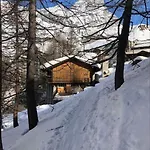 Rifugio Pirovano Апартаменты Брей-Червиния
