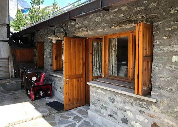 Rifugio Pirovano * Брей-Червінія